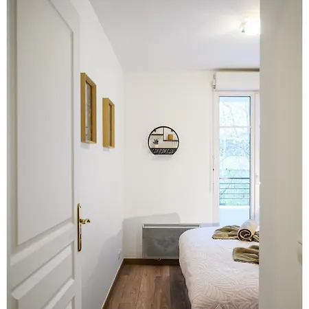Confortable 3p Avec Terrasse, Proche Et Paris Appartement *
