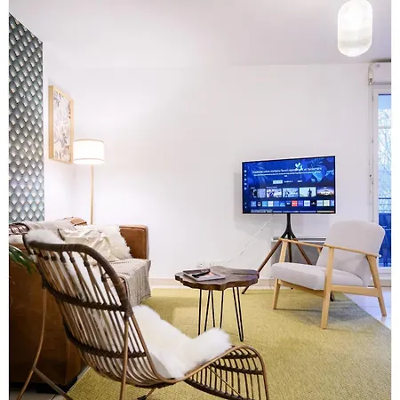 Confortable 3p Avec Terrasse, Proche Et Paris Appartement
