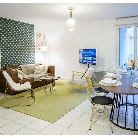 Confortable 3p Avec Terrasse, Proche Et Paris Appartement